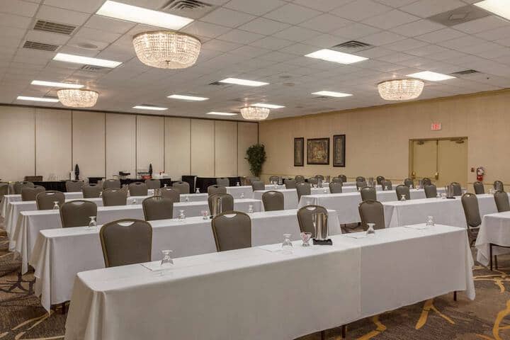 Meeting facility